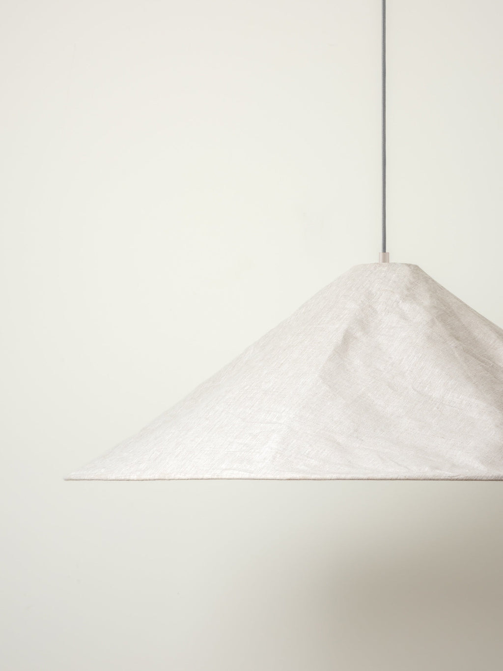 Siya - collapsible oversized linen pendant