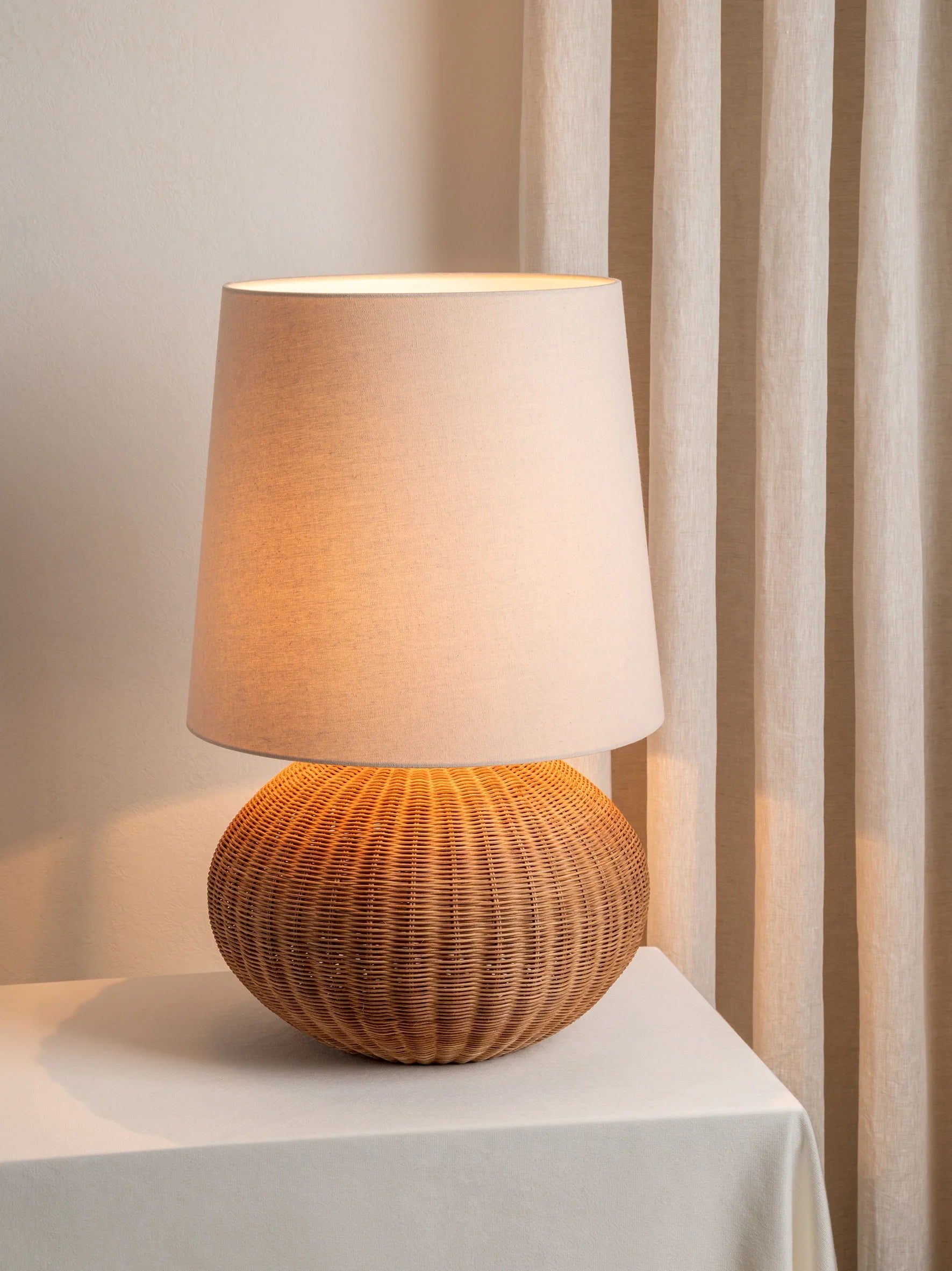 Sanvi - extra large rattan globe table lamp