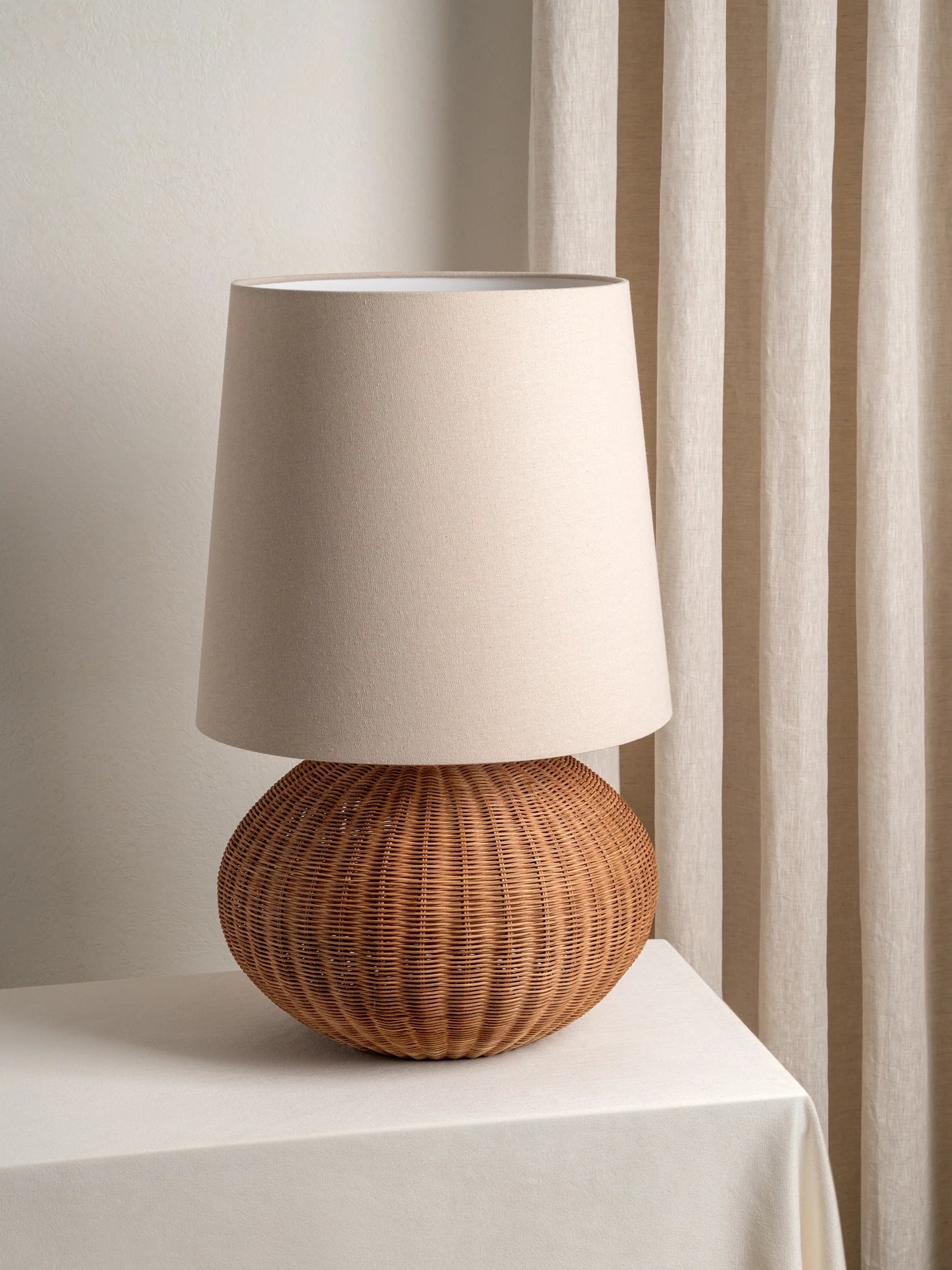 Sanvi - extra large rattan globe table lamp