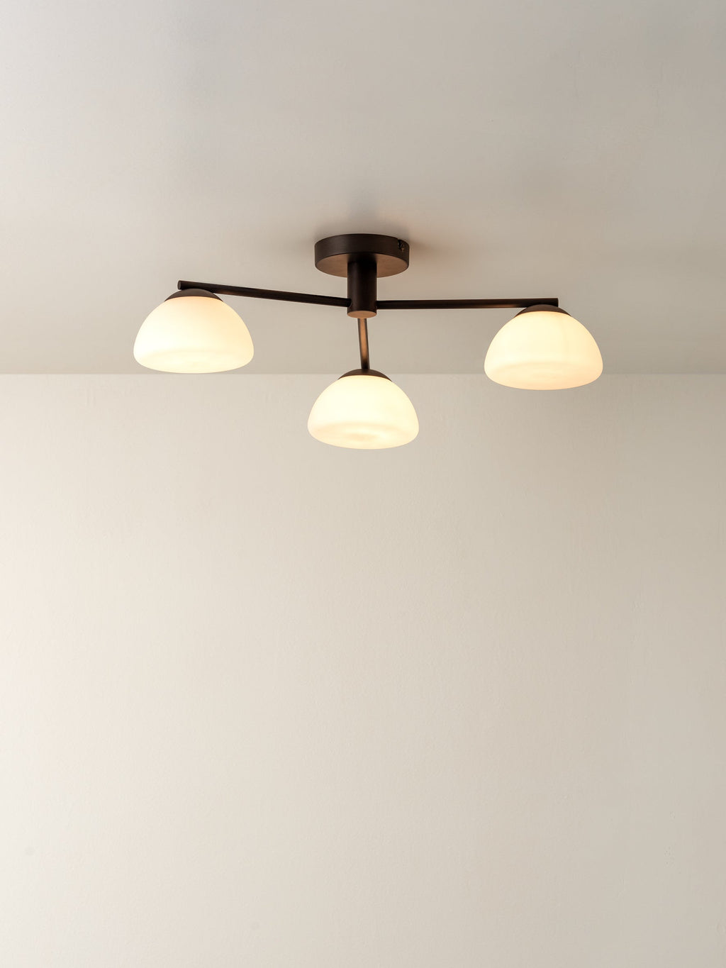 Silio - 3 light bronze and opal flush