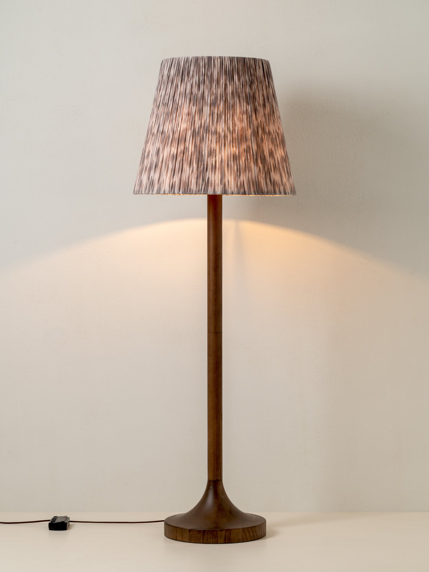 Sundara floor lamp