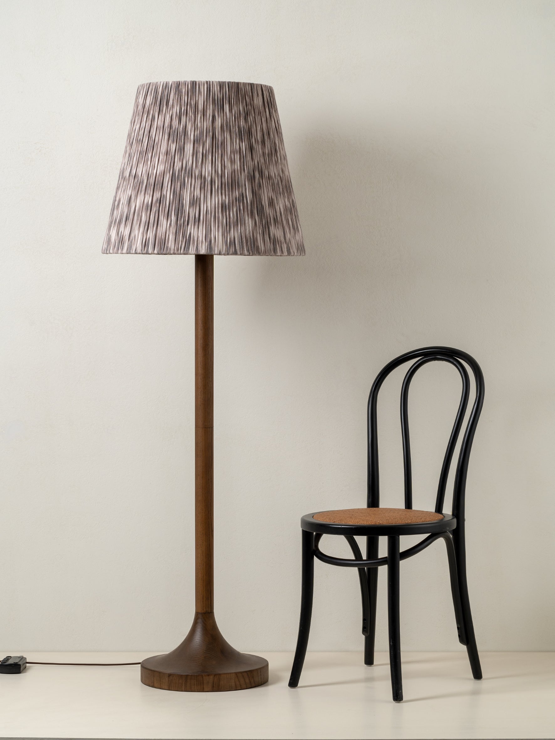 Sundara floor lamp